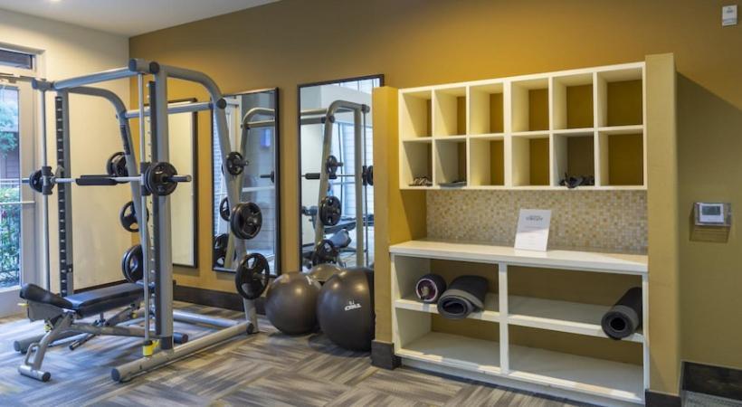 Downtown Houston Deluxe King Suite With Spa Amenities, Pool And Free Parking Exterior photo